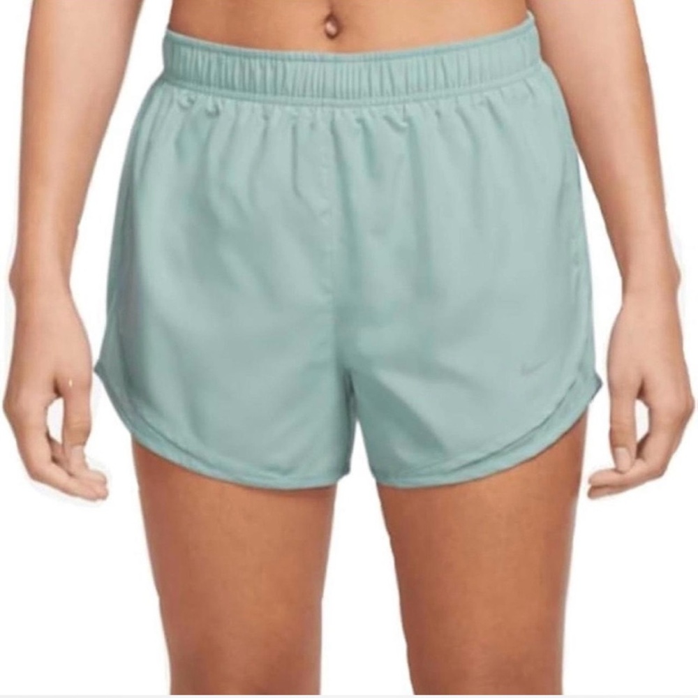 Nike Women’s Athletic Shorts in Green